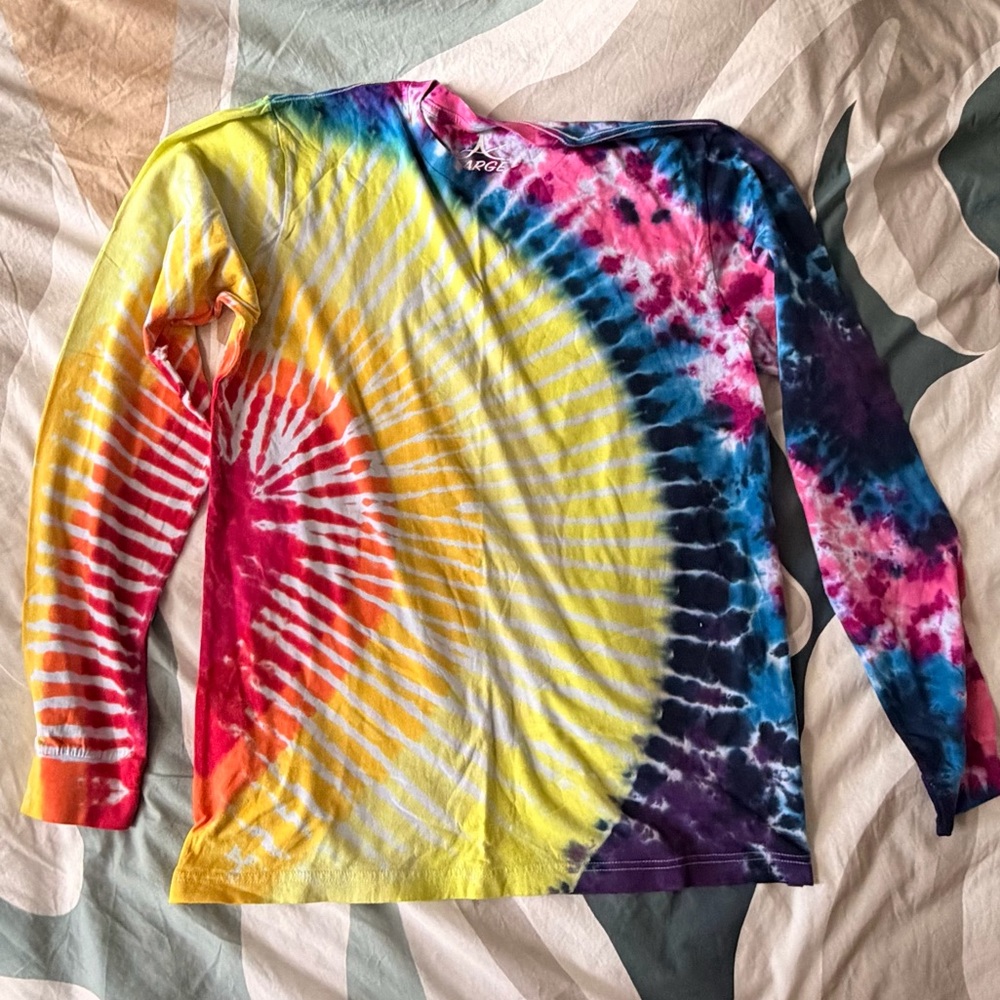 Colorful Tie-Dye Long Sleeve Shirt